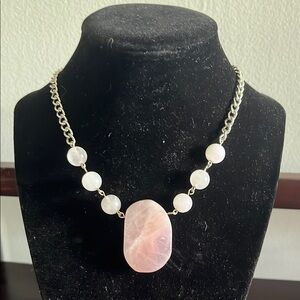 Elegant rose quartz Stone Necklace